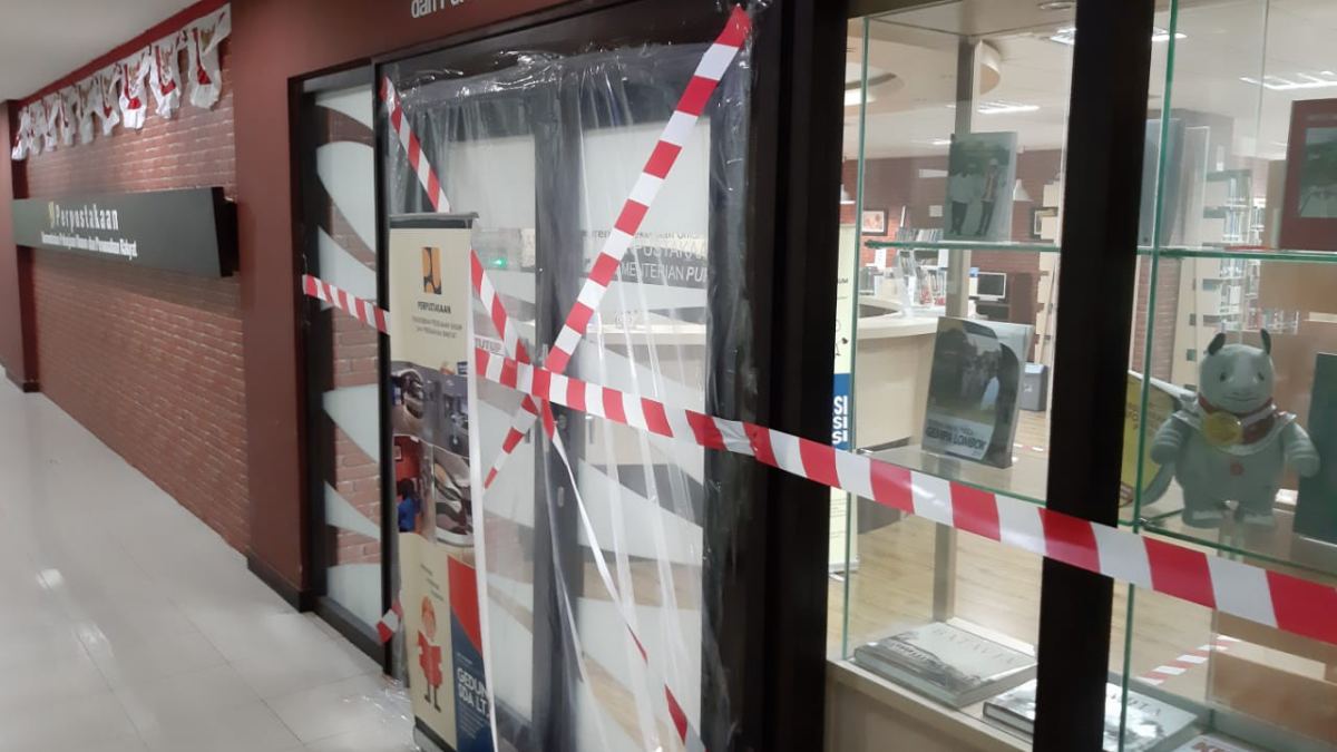 Fumigasi di Perpustakaan Kementerian PUPR